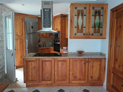 Ferien 2027: 2 Etagenchalet mit Pool, Terrassen, AC in ruhiger Lage von Cala LLombards -- CH 10 FZ