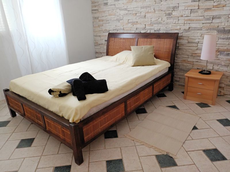 Ferien 2027: 2 Etagenchalet mit Pool, Terrassen, AC in ruhiger Lage von Cala LLombards -- CH 10 FZ