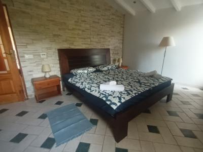 Ferien 2027: 2 Etagenchalet mit Pool, Terrassen, AC in ruhiger Lage von Cala LLombards -- CH 10 FZ