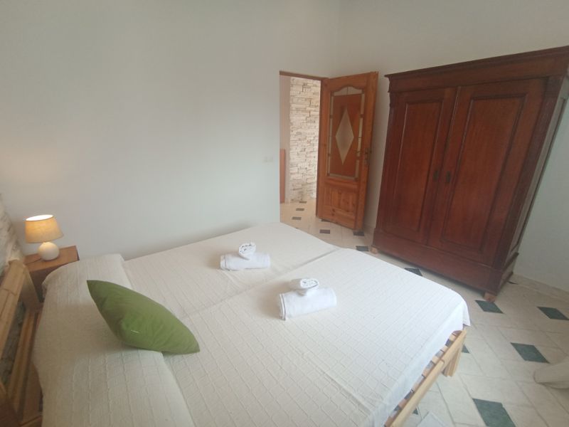 Ferien 2027: 2 Etagenchalet mit Pool, Terrassen, AC in ruhiger Lage von Cala LLombards -- CH 10 FZ