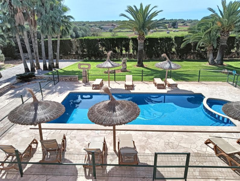 FERIEN IM SÜDOSTEN: Grosse und elegante Finca mit allen Extras bei Ses Salines - Colonia - F 37 FZ