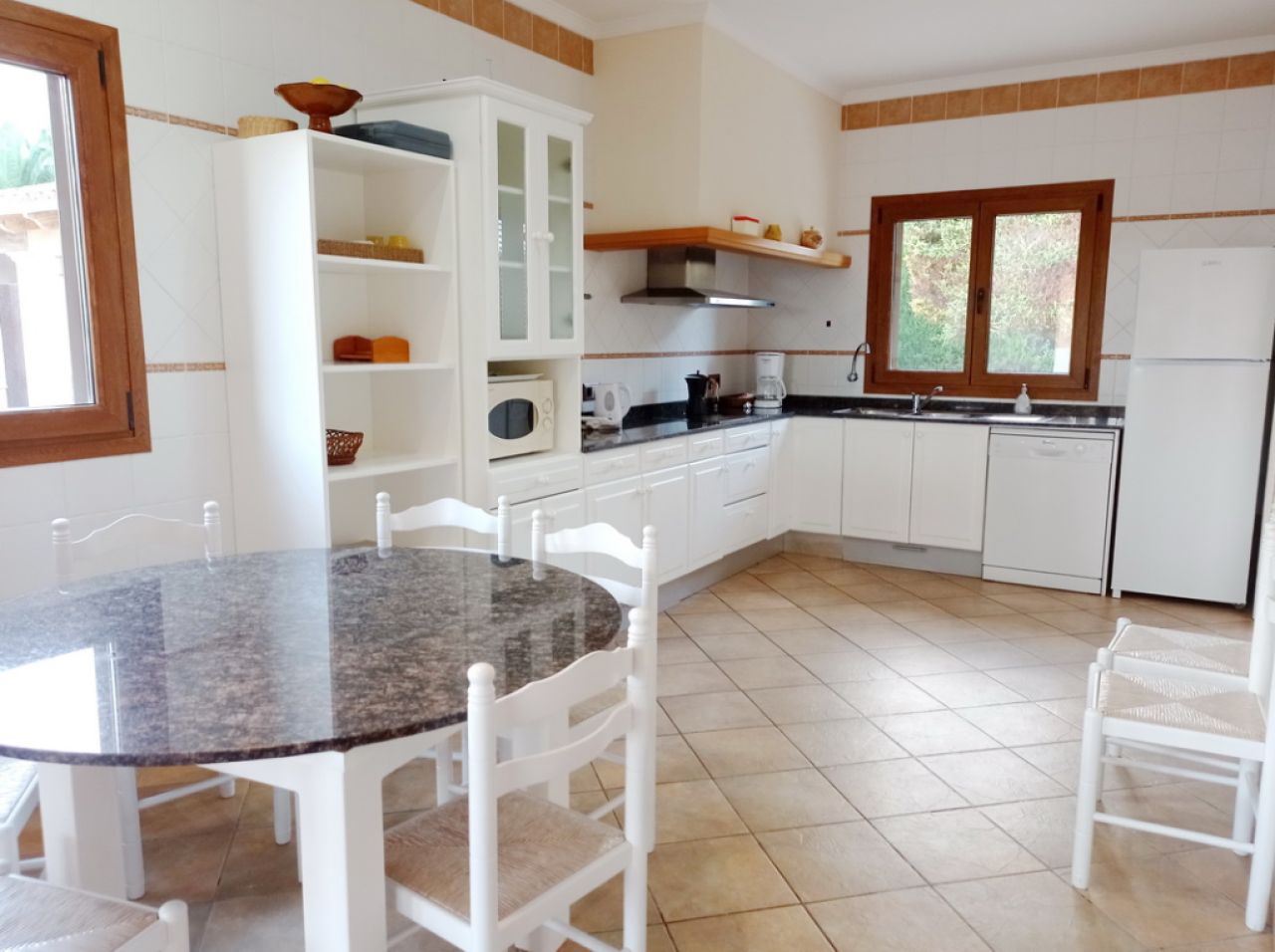 FERIEN IM SÜDOSTEN: Grosse und elegante Finca mit allen Extras bei Ses Salines - Colonia - F 37 FZ