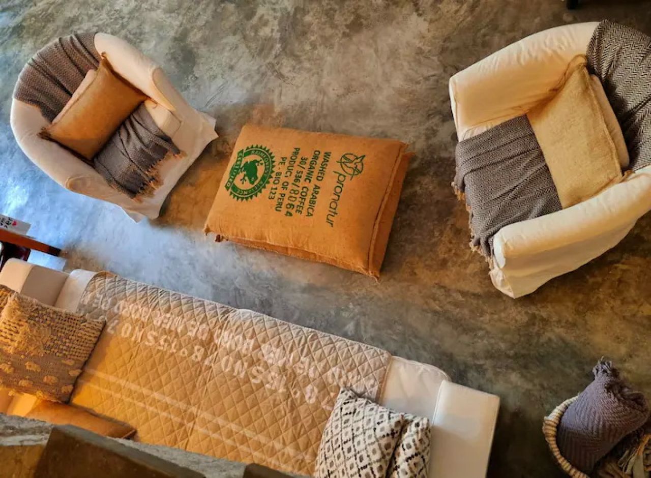 FERIEN: Modernes Dorfhaus mit Innenhof und Terrasse in Es LLombards - DH 12 FZ