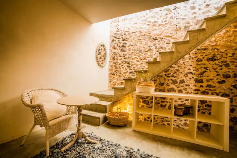 FERIEN: Modernes Dorfhaus mit Innenhof und Terrasse in Es LLombards - DH 12 FZ