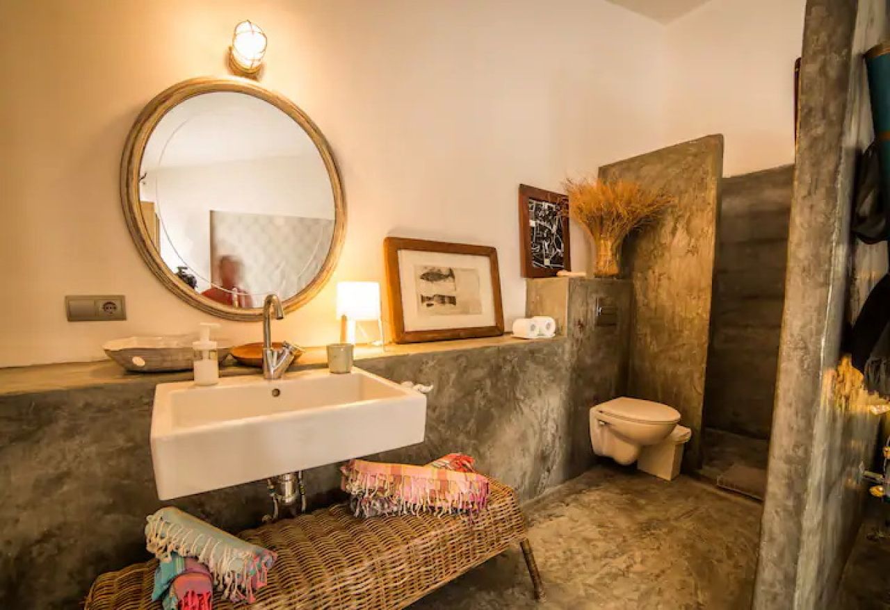 FERIEN: Modernes Dorfhaus mit Innenhof und Terrasse in Es LLombards - DH 12 FZ