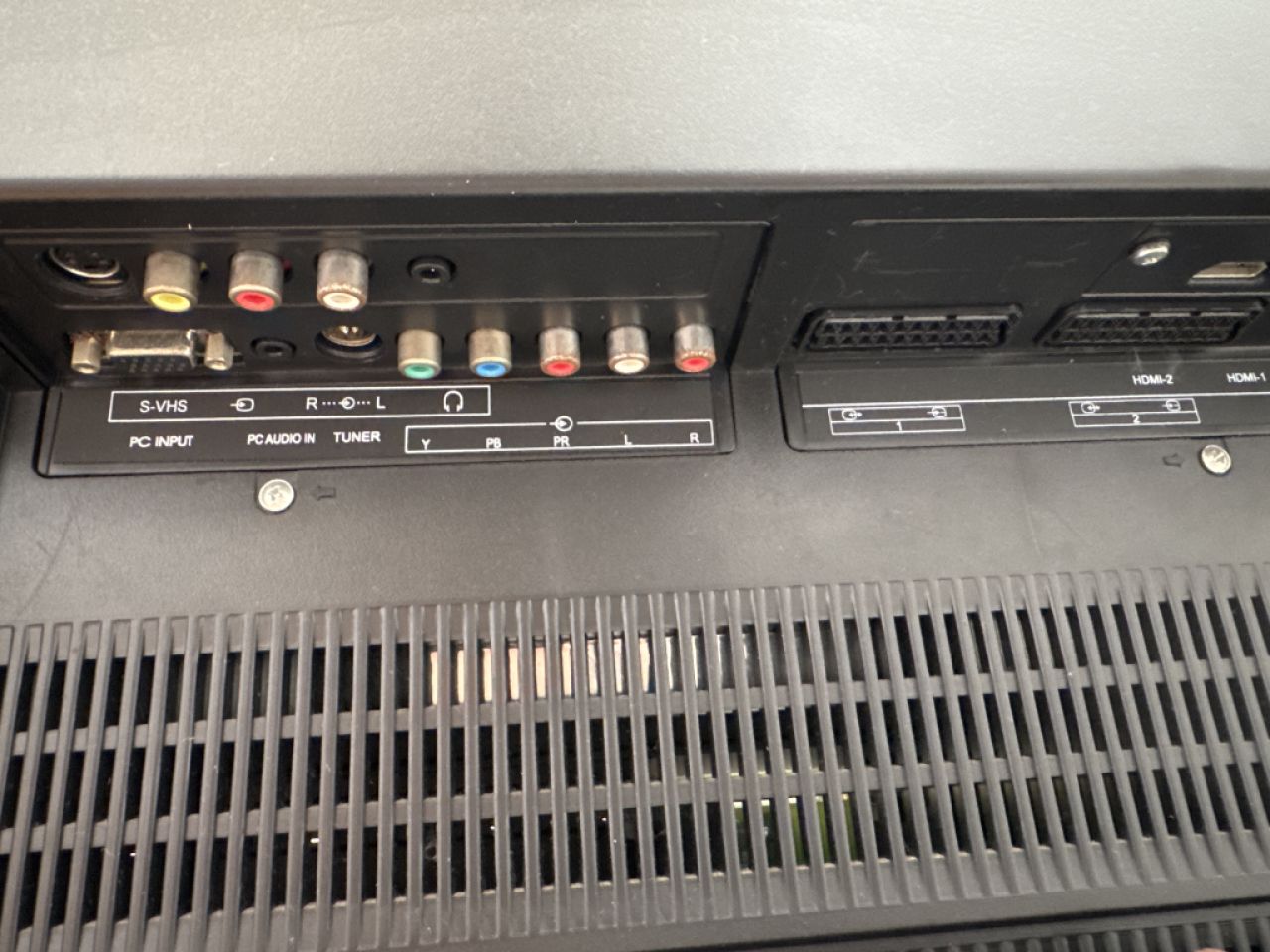 Television from Tevion 32“ LCD TV