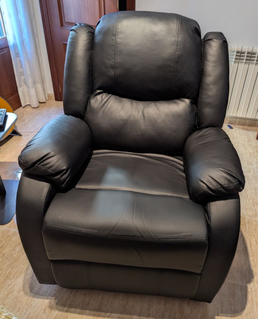 Fernsehsessel  Liegesessel Relaxsessel superbequem erst 6 Monate alt wie neu!