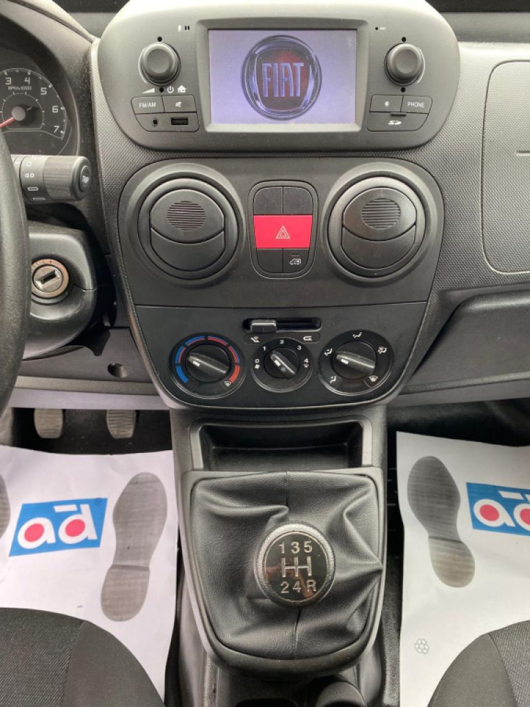 Fiat Fiorino Cargo 80Cv mit REGALSYSTEMEN