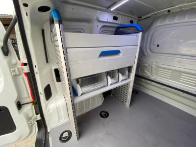 Fiat Fiorino Cargo 80Cv mit REGALSYSTEMEN