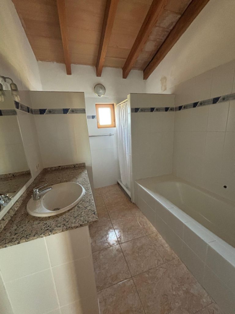 Finca mit großem Grundstück zu vermieten