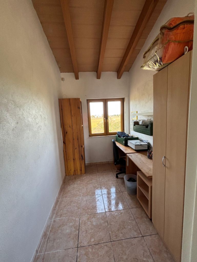 Finca mit großem Grundstück zu vermieten