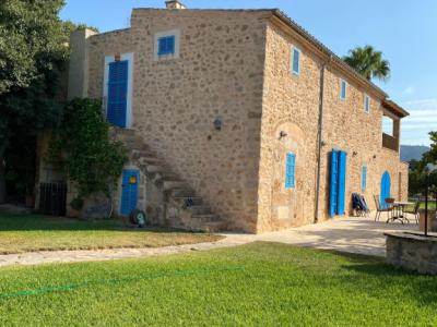 Finca mit sep. Apartment, Garage, Pool und Carport bei Cas Concos --- F 275
