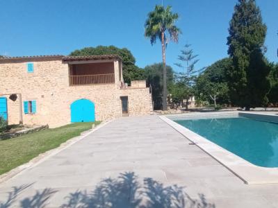 Finca mit sep. Apartment, Garage, Pool und Carport bei Cas Concos --- F 275