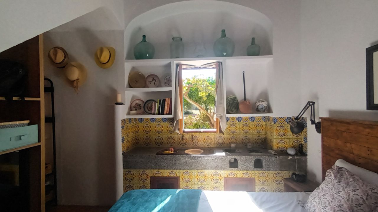 Finca mit sep. Apartment, Garage, Pool und Carport bei Cas Concos --- F 275