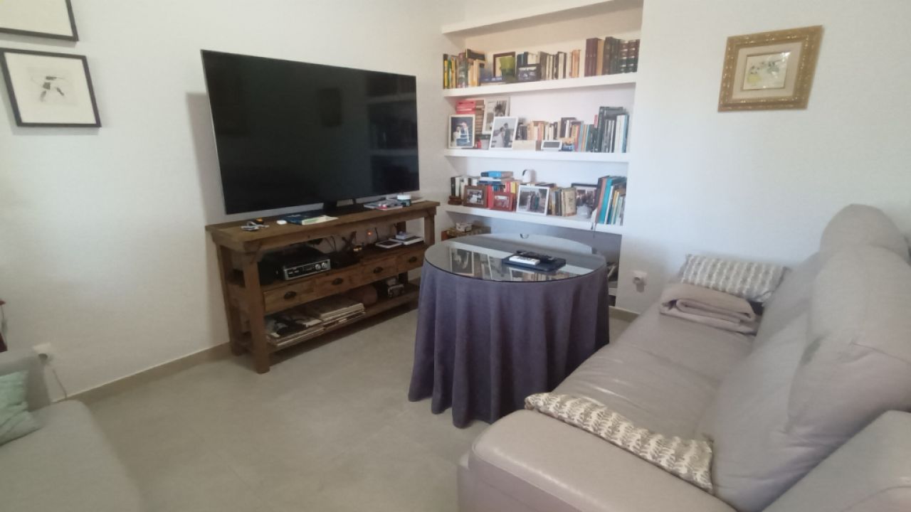 Finca mit sep. Apartment, Garage, Pool und Carport bei Cas Concos --- F 275