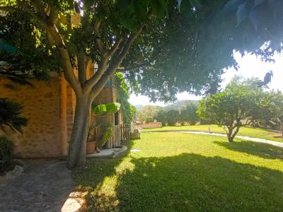Finca mit sep. Apartment, Garage, Pool und Carport bei Cas Concos --- F 275