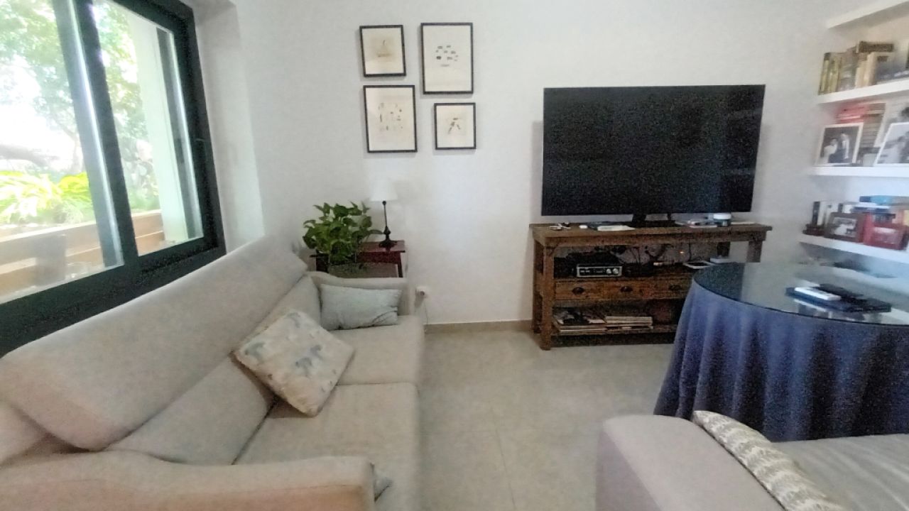 Finca mit sep. Apartment, Garage, Pool und Carport bei Cas Concos --- F 275