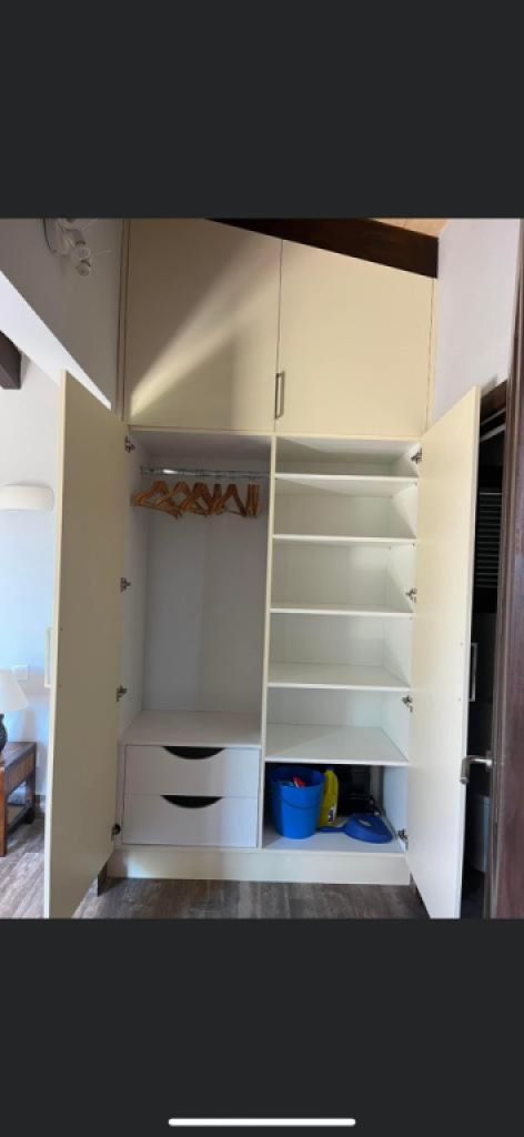 Finca service, pool & garden maintenance, renovations.