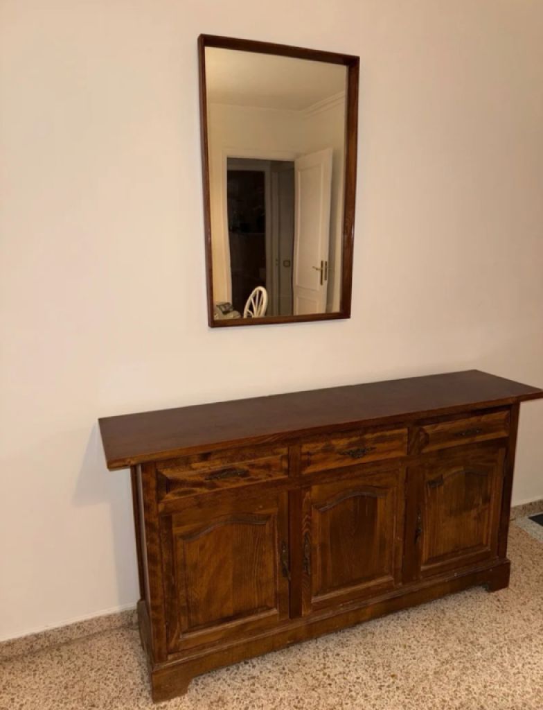 Entryway furniture with antique mirror