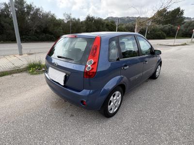Ford-Fiesta 5 türig Bauj. 08/2006 Original 92000 km Spanische Zulassung
