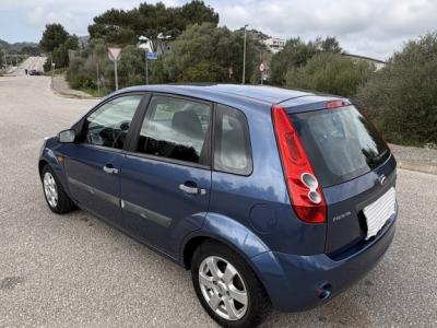 Ford-Fiesta 5 türig Bauj. 08/2006 Original 92000 km Spanische Zulassung