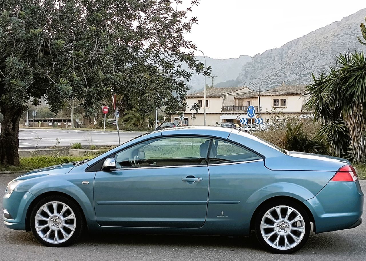 Ford Focus Cabrio 2,0 CC spanische Kennzeichen ITV Neu