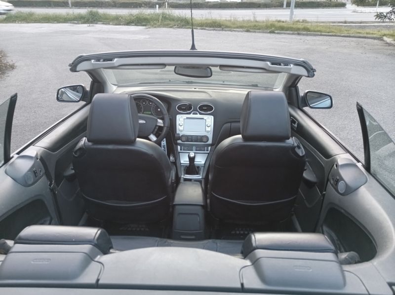 Ford Focus Cabrio 2,0 CC spanische Kennzeichen ITV Neu