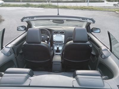 Ford Focus Cabrio 2,0 CC spanische Kennzeichen ITV Neu