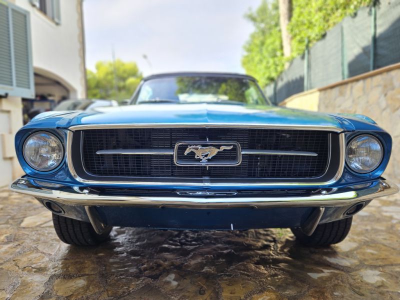 Ford Mustang Cabrio 1967 - neu aufgebaut in 2022