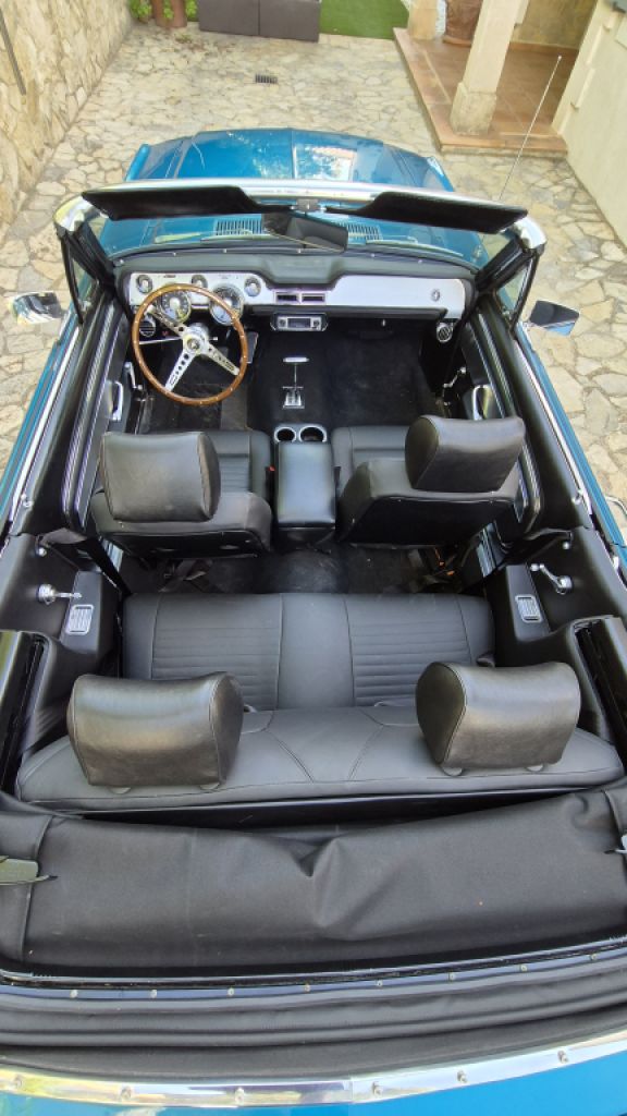 Ford Mustang Cabrio 1967 - neu aufgebaut in 2022