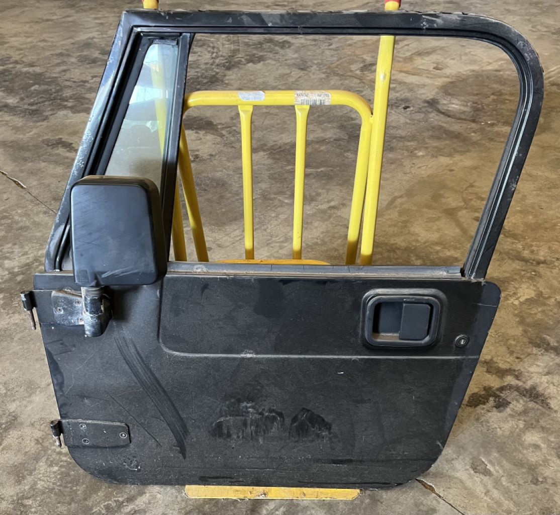 Para un Jeep Wrangler YJ, techo rígido y puertas de acero (Re + Li)