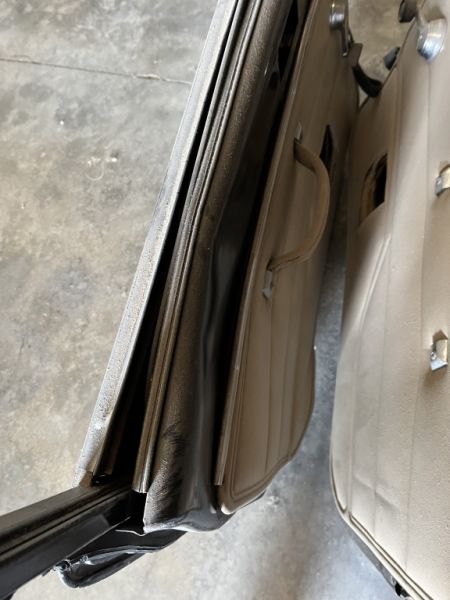 Para un Jeep Wrangler YJ, techo rígido y puertas de acero (Re + Li)