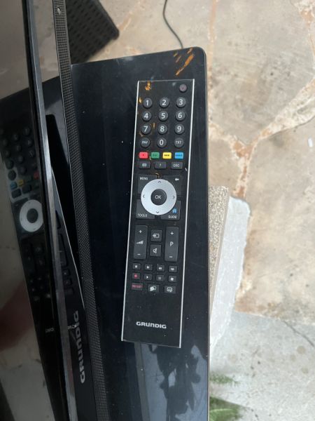 Funktionsfähiger Grundig Fernseher 26 Zoll