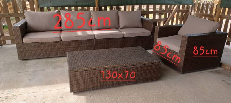 Gartensofa.