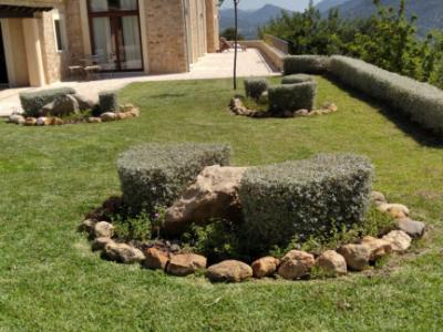 Gardening Technician and Pool Keeper