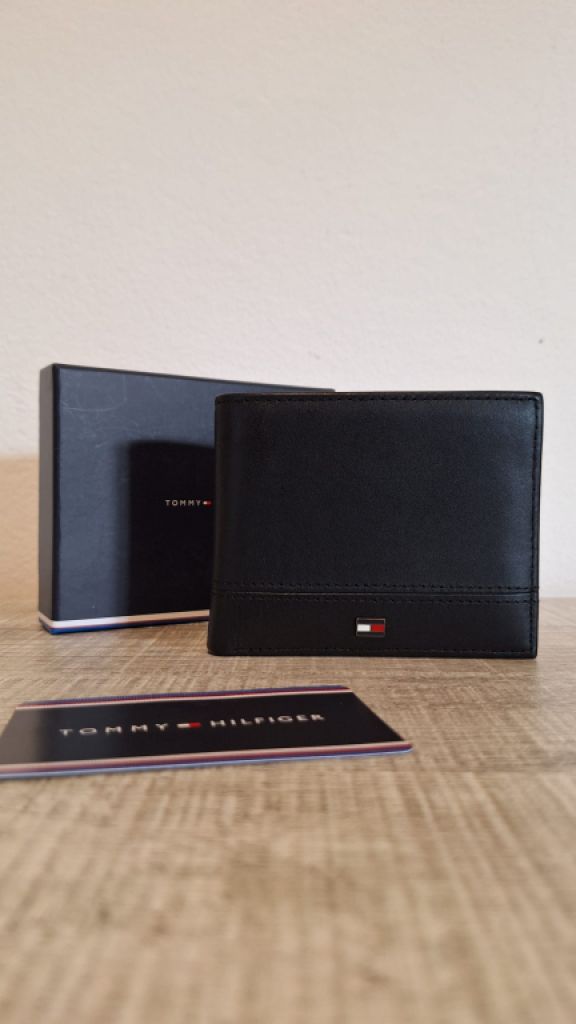 Tommy Hilfiger Wallet