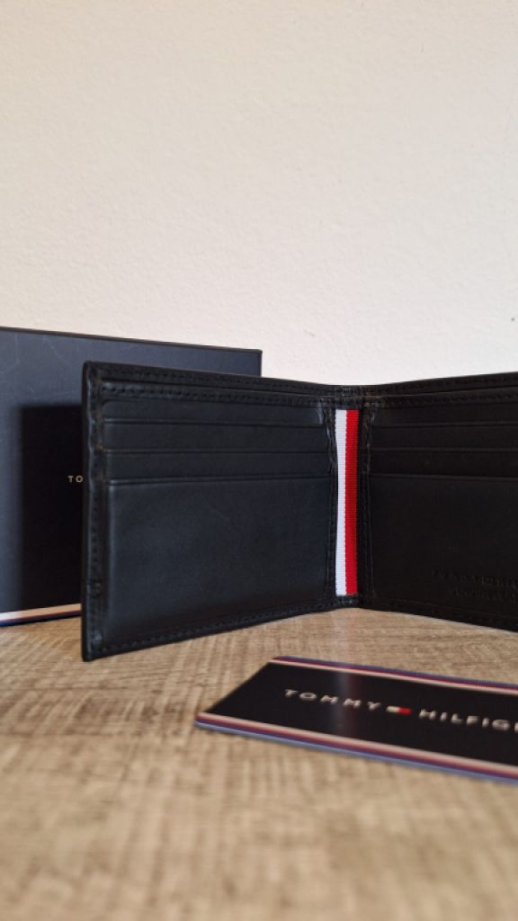 Tommy Hilfiger Wallet