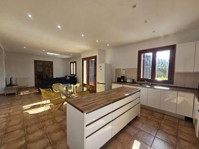 Gepflegte FInca mit Ölzentralheizung, Pool und traumhaftem Ausblick bei Manacor