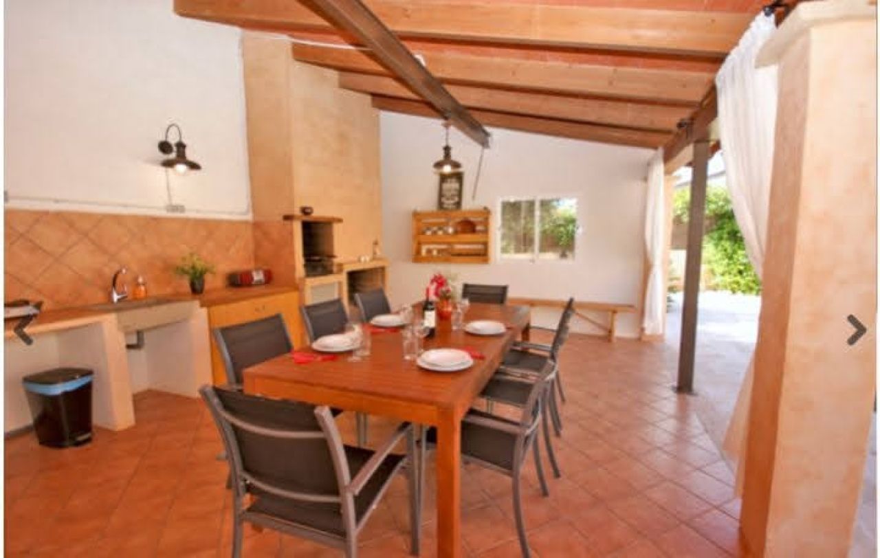 Well-kept chalet in the countryside with pool and AC near Porto Colom -- CH 19