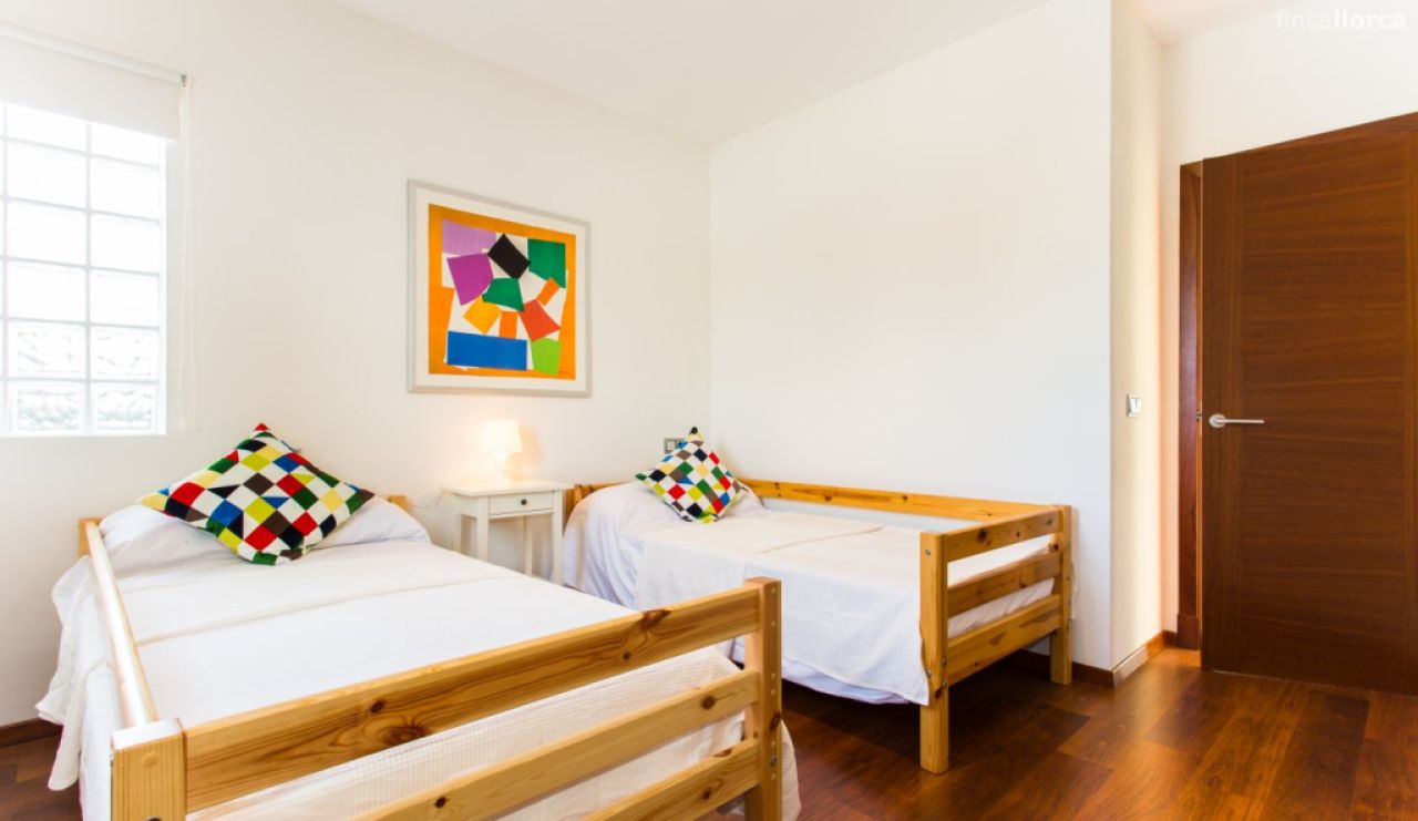 Well-kept chalet in the countryside with pool and AC near Porto Colom -- CH 19