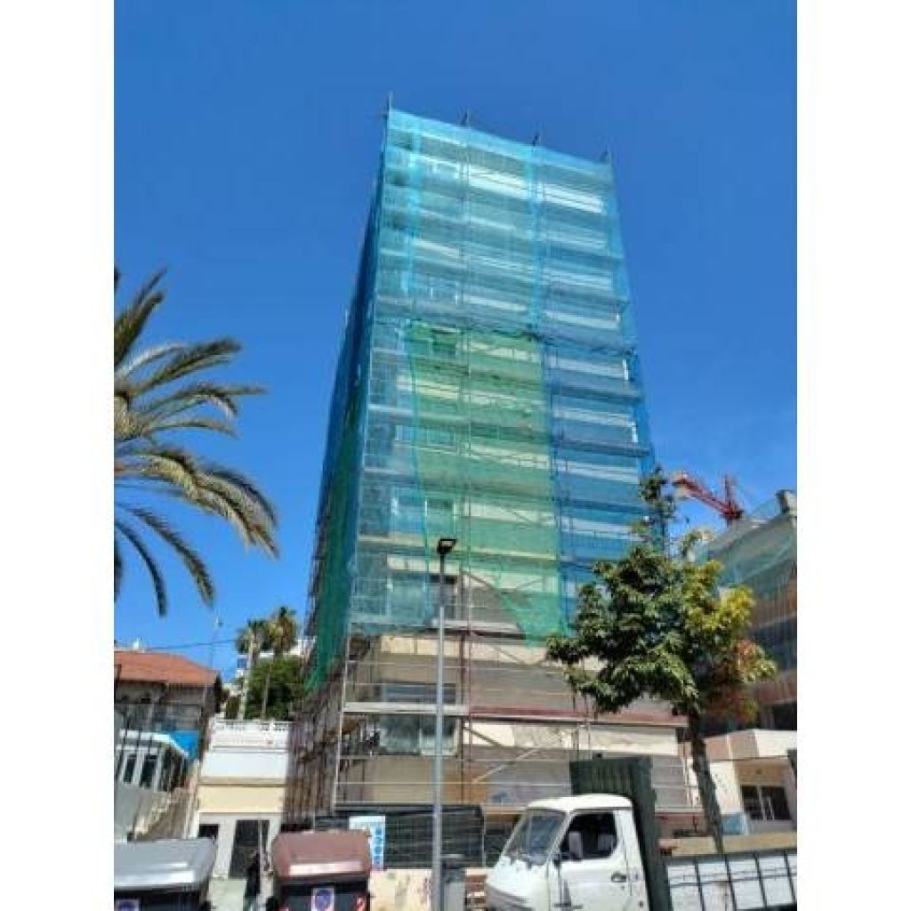 Scaffolding for rent with mounting