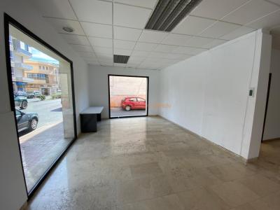 Geschäftsräume an der Ecke – Avenida del Torrent, Manacor