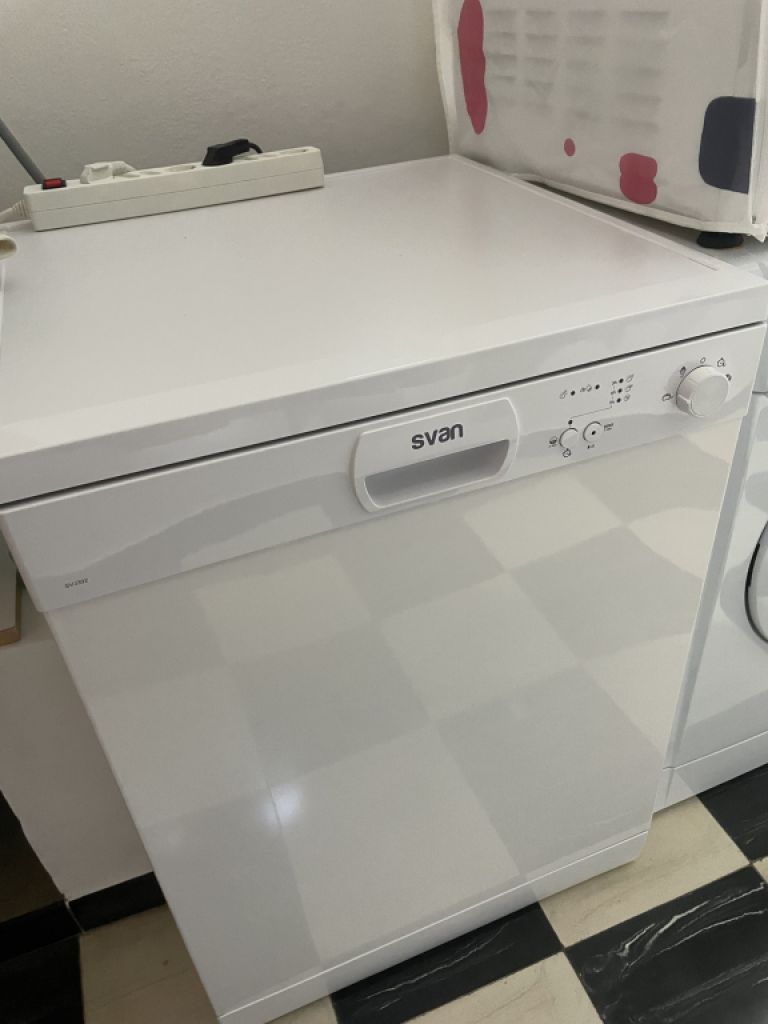 Geschirrspüler von Svan wegen Wohnungsaufgabe günstig zu verkaufen