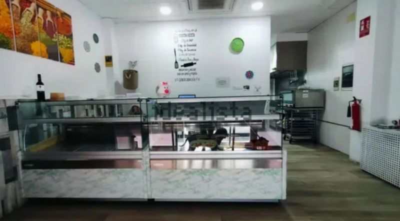 Commercial premises for food