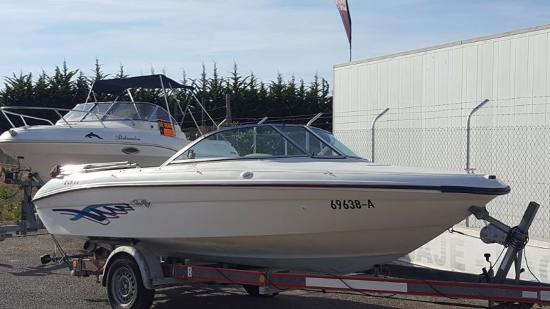 FREE - storage boat storage storage of boat vehicle parking space or Hall place