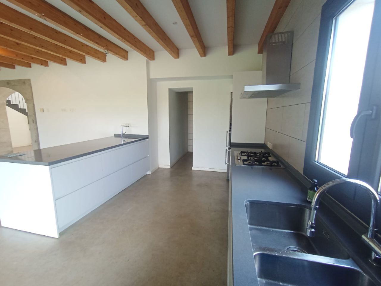 Large finca with 2 sep units, heating and pool near Felanitx --F 46