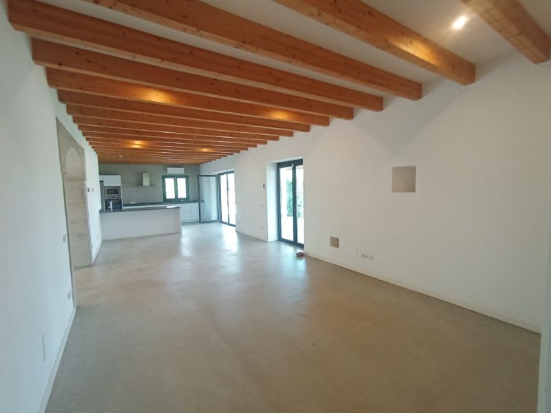 Large finca with 2 sep units, heating and pool near Felanitx --F 46