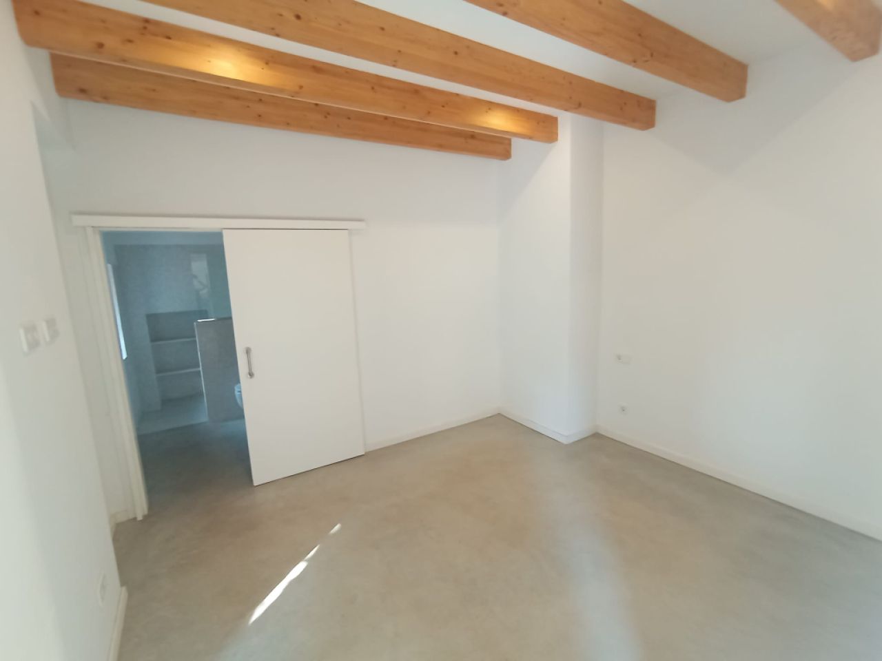 Large finca with 2 sep units, heating and pool near Felanitx --F 46