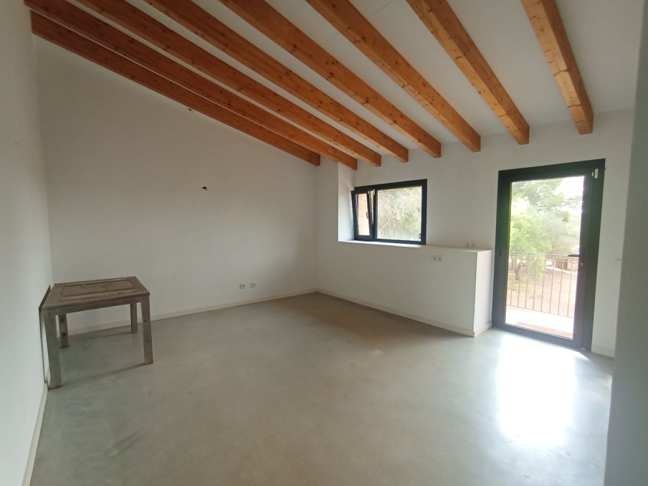 Large finca with 2 sep units, heating and pool near Felanitx --F 46