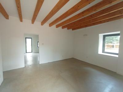 Large finca with 2 sep units, heating and pool near Felanitx --F 46